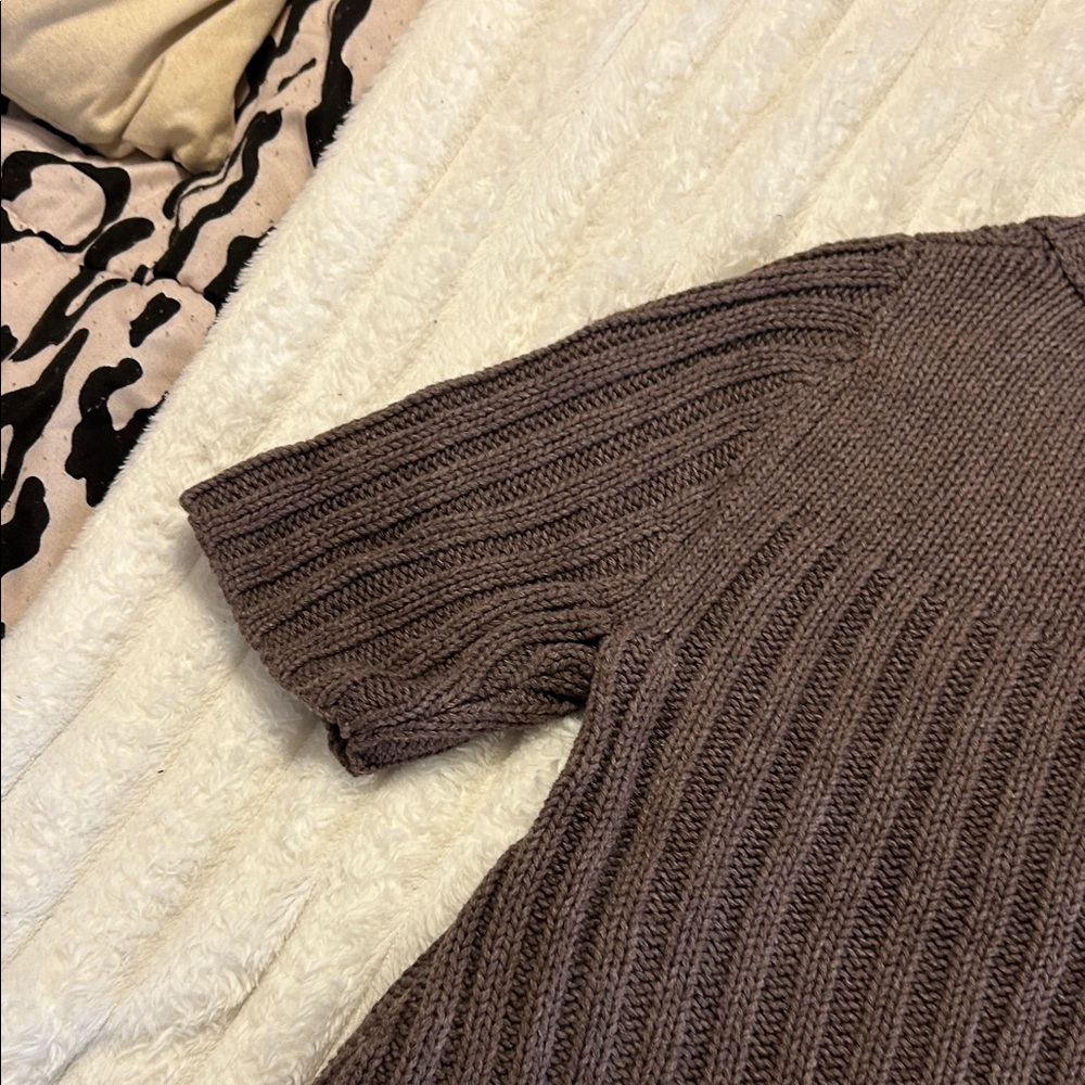 Vintage Aeropostale Brown Cable-Knit Short Sleeve Cardigan - Picture 8 of 11